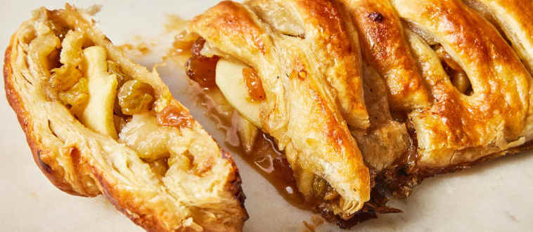 How do we name this iconic, gold-standard pastry of the autumn table?
